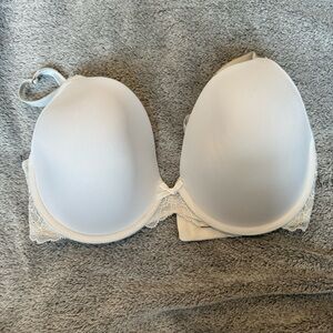 White VS Perfect Coverage Bra
